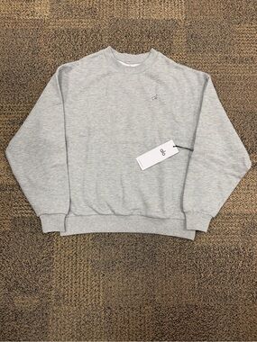 ALO Yoga Gray Crewneck